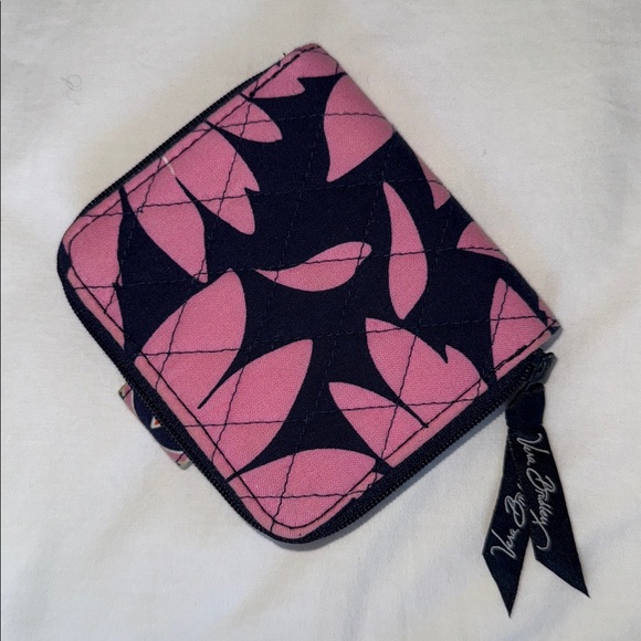 Vera Bradley Mini Zip Wallet in the retired "Loves Me" pattern - Picture 6 of 8
